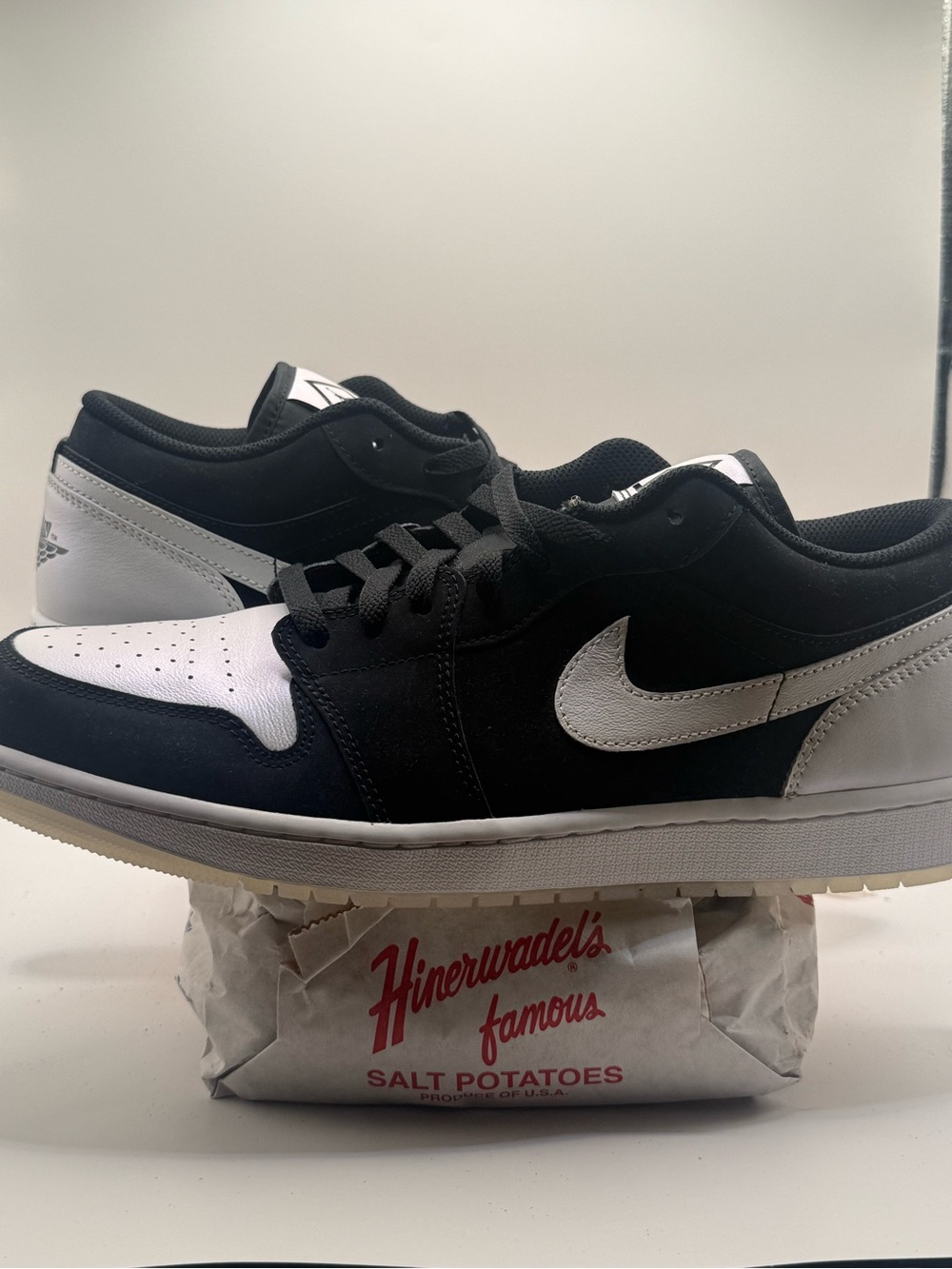 Nike Jordan 1 “Diamond”
